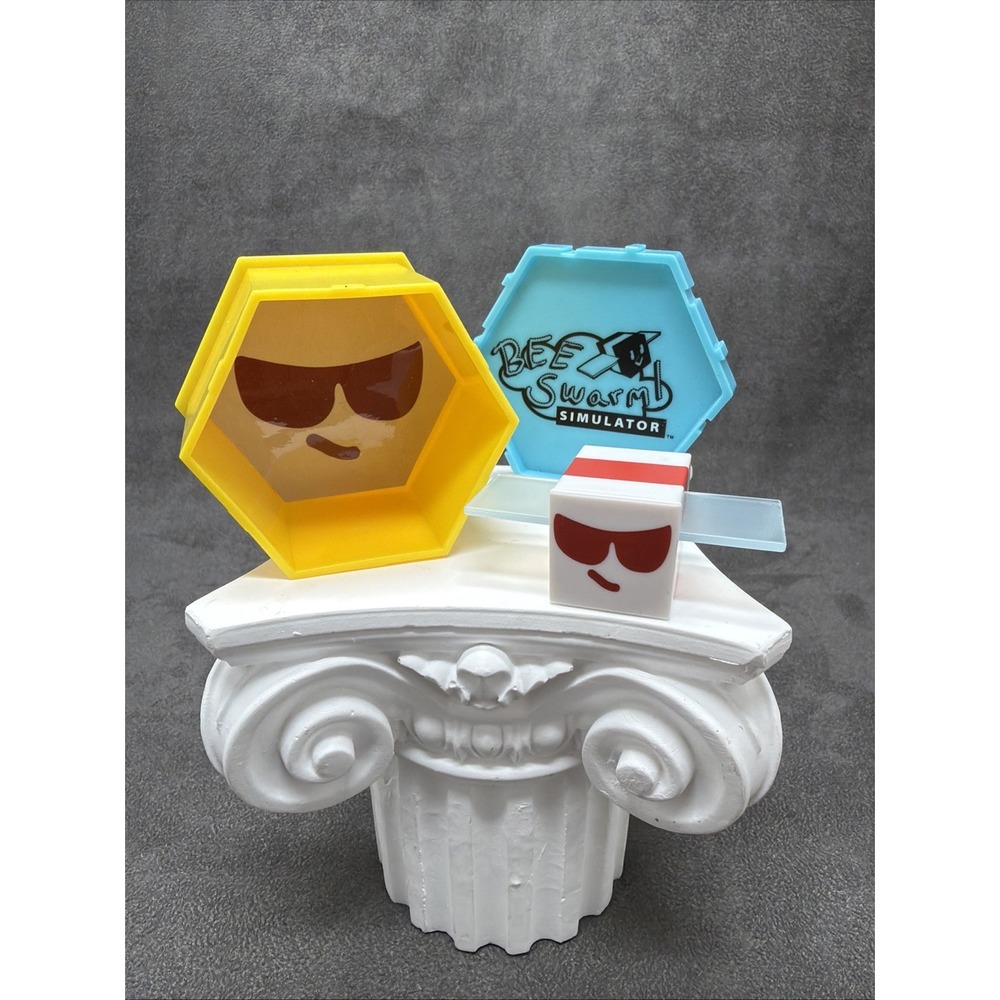 Bee Swarm Simulator Mini Series 1 Rad Bee Figure & Comb